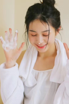 明星专题：谢拉·布兰德